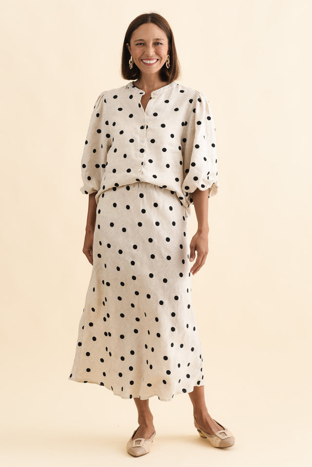 Modena Beige Spot Linen Midi Skirt,Brunette model,alt text|model:Cara image 7