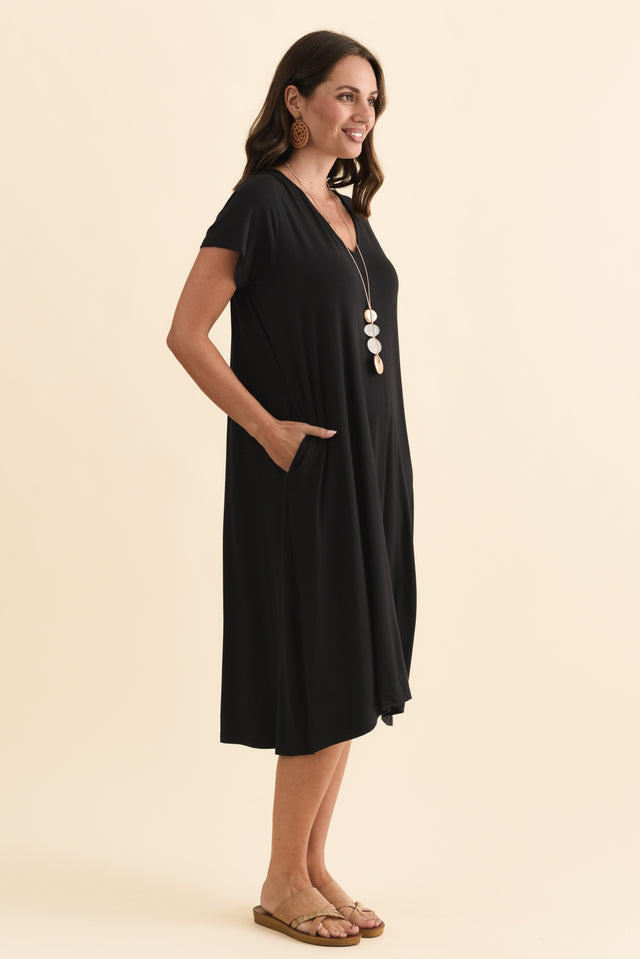 Tiffany Black Bamboo Tee Dress,Brunette model,alt text|model:MJ image 6