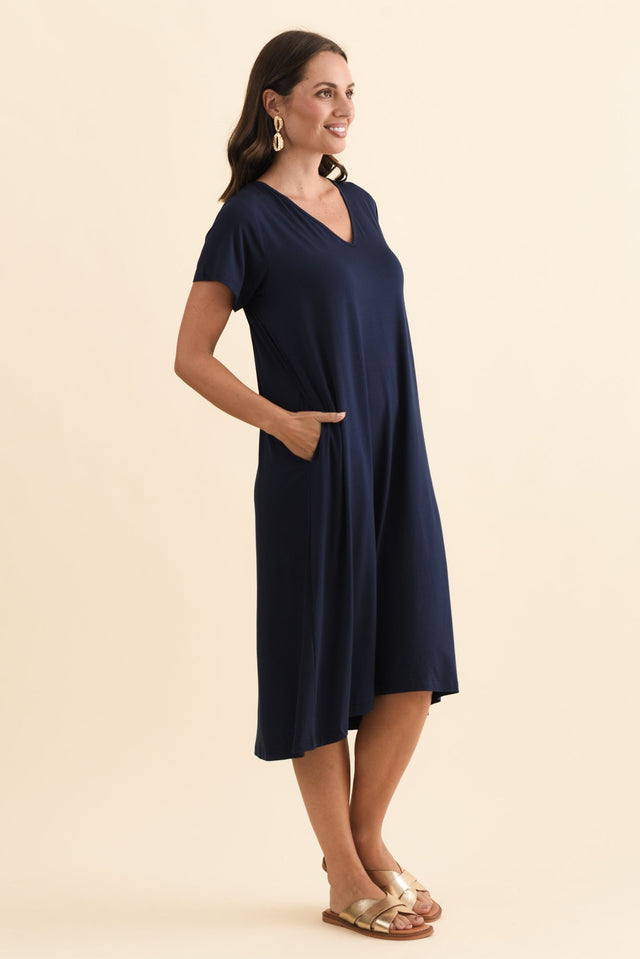 Tiffany Navy Bamboo Tee Dress,Brunette model,alt text|model:MJ image 5