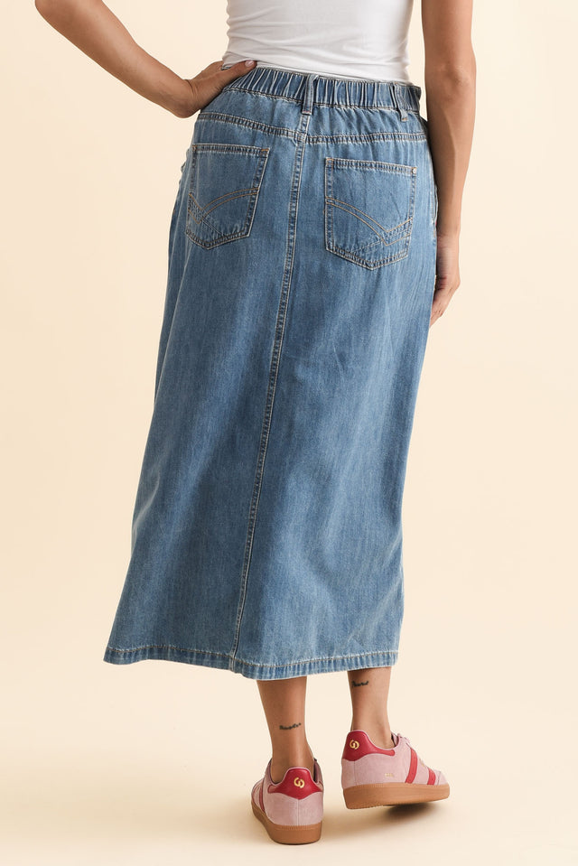 Tilda Blue Denim Midi Skirt,Brunette model,alt text|model:Brontie image 5
