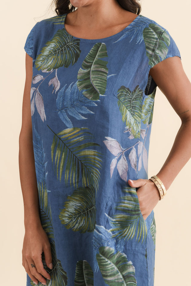 alt text|model:Brontie image 7