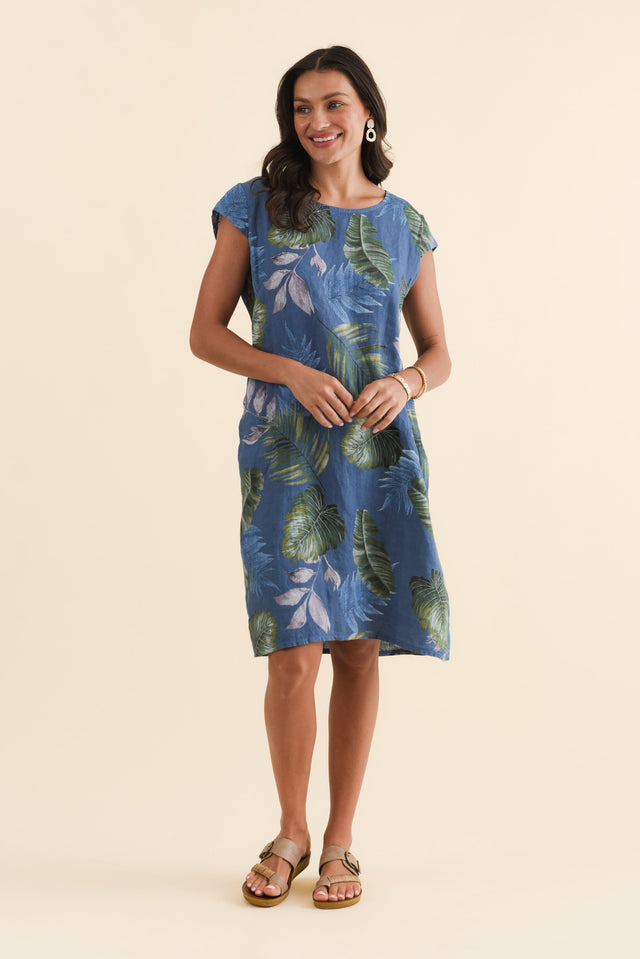 alt text|model:Brontie image 4