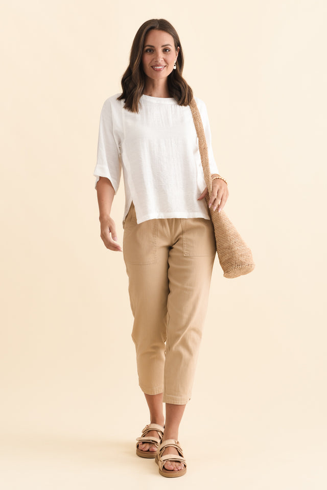 alt text|model:MJ image 3