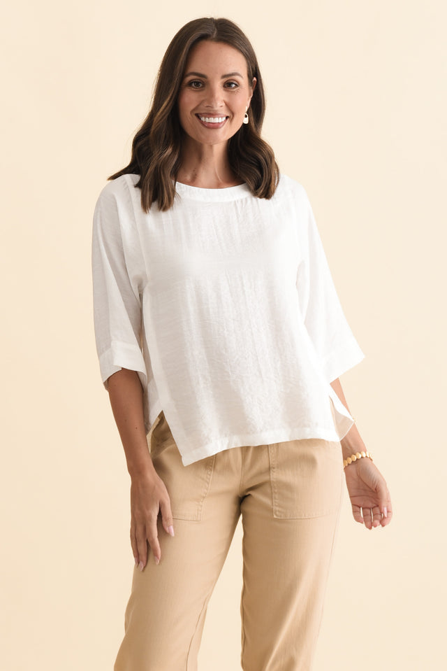 alt text|model:MJ image 1