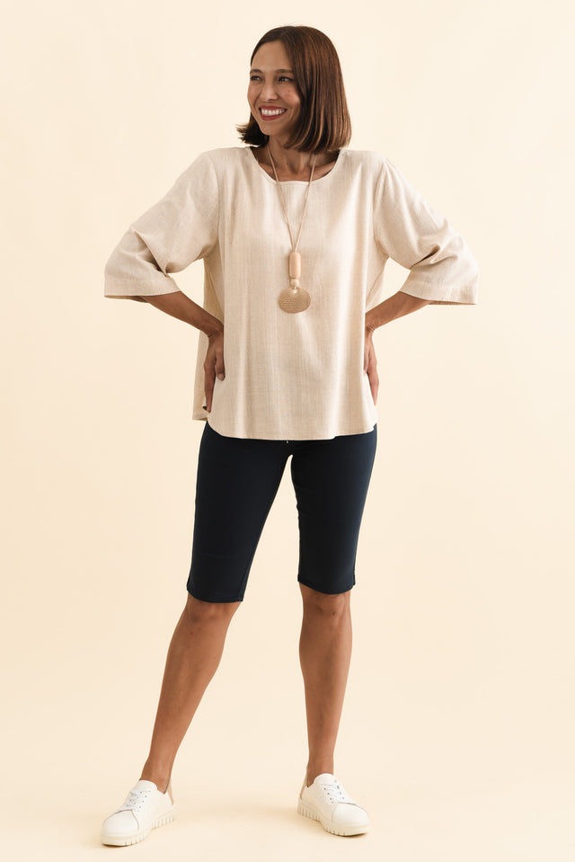 alt text|model:Cara image 7