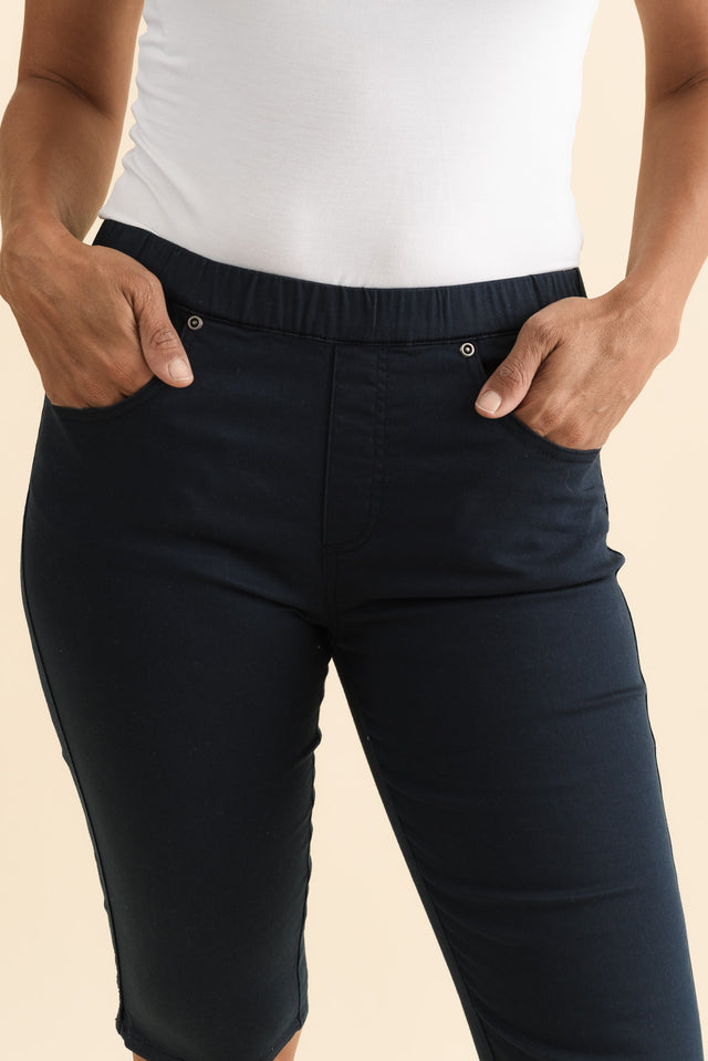 alt text|model:Cara image 6