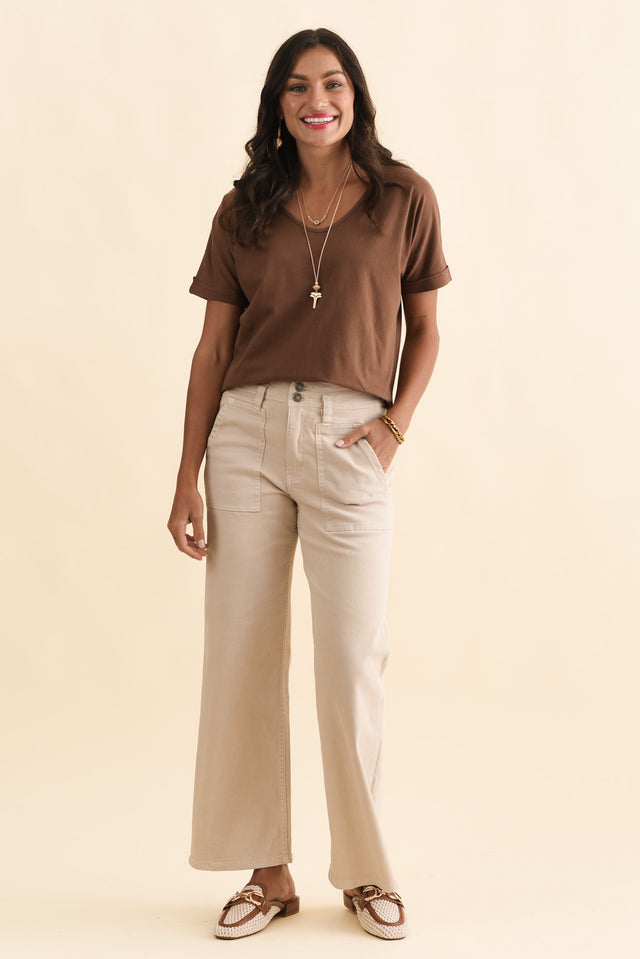 Toronto Brown Cotton Tee,Brunette model,alt text|model:Brontie image 8