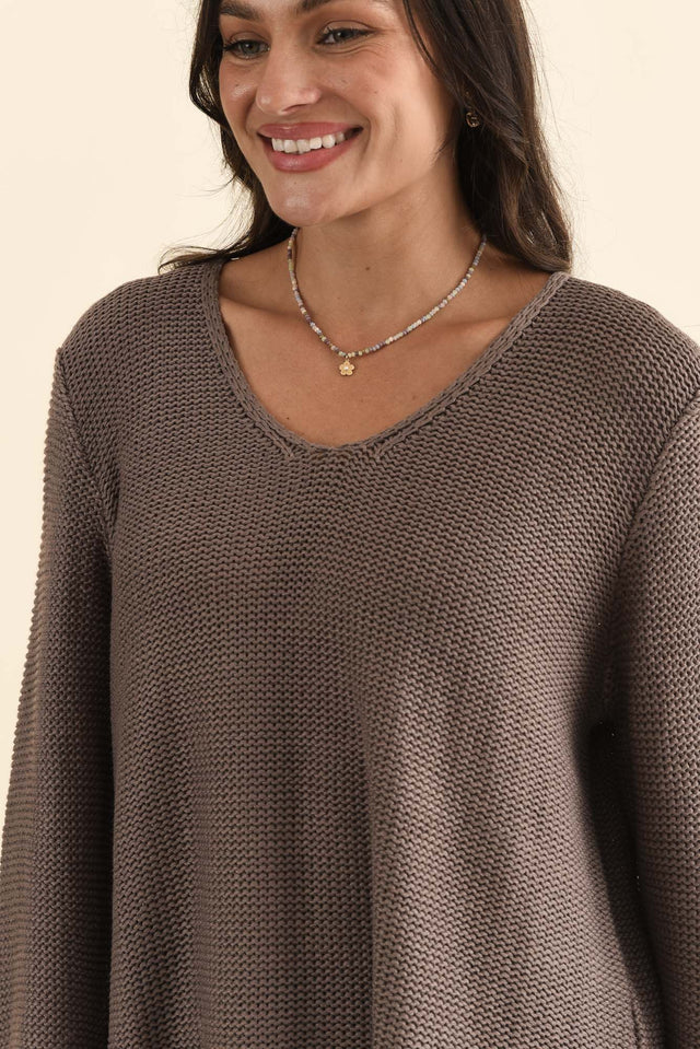Toulouse Mocha Cotton Jumper,Brunette model,alt text|model:Brontie image 7
