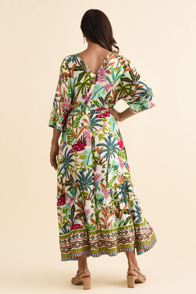 alt text|model:Cara image 5