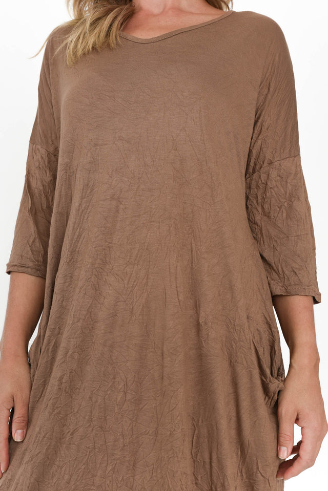 Travel Brown Crinkle Cotton Sleeved Dress
