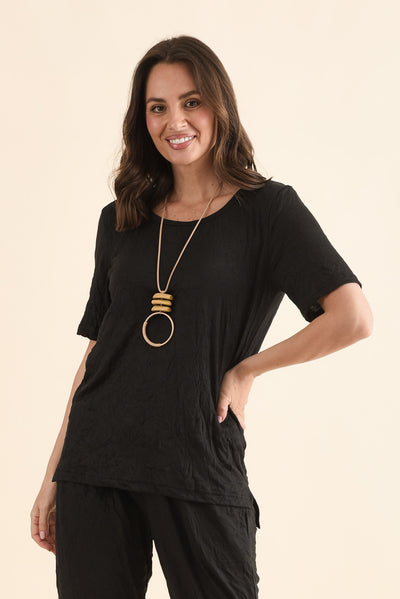Travel No-Iron Black Scoop Neck Top
