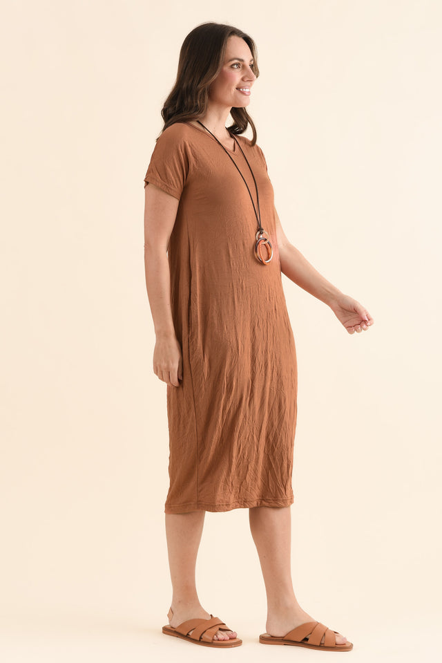 Travel No-Iron Rust Maxi Dress,Side,Brunette model,alt text|model:MJ image 3