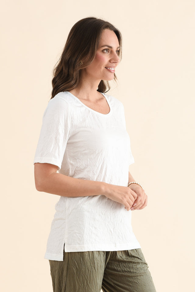 Travel No-Iron White Scoop Neck Top,Side,Brunette model,alt text|model:MJ image 3