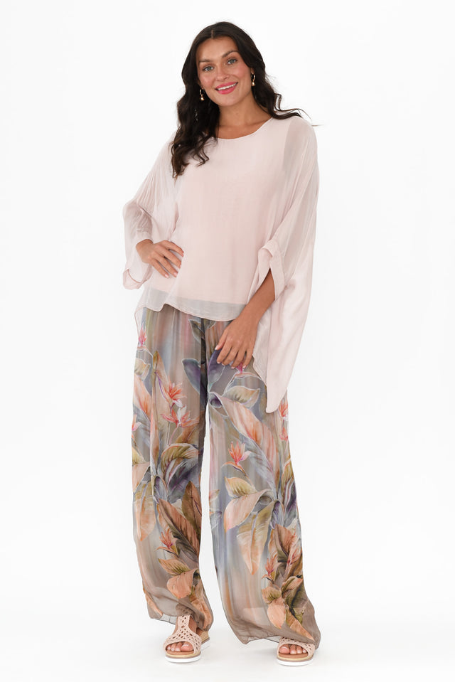 alt text|model:Brontie