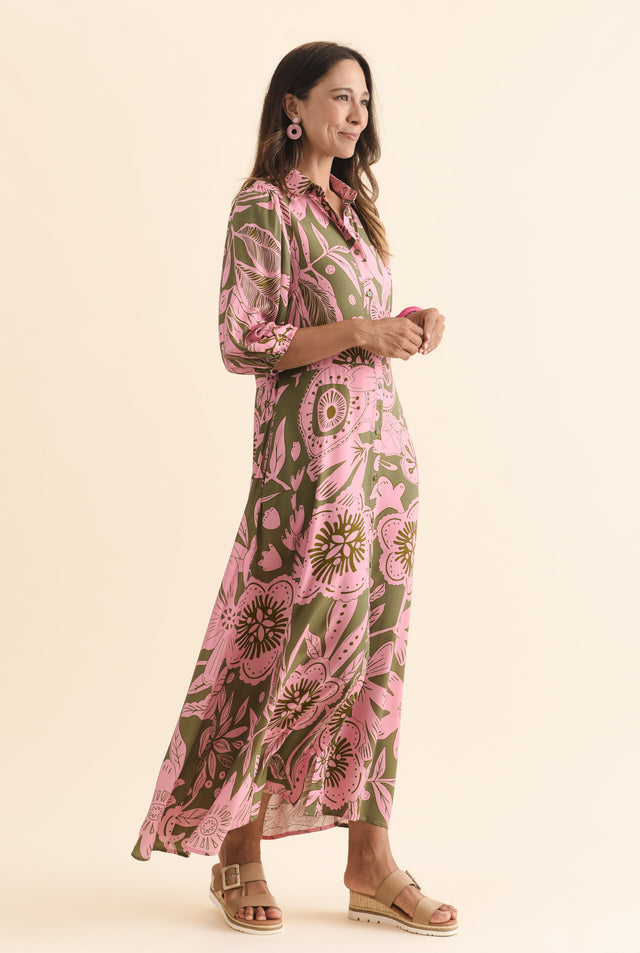 alt text|model:Cara image 4