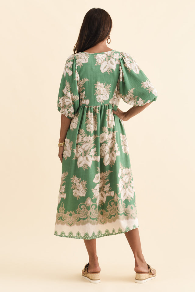 alt text|model:Cara image 6