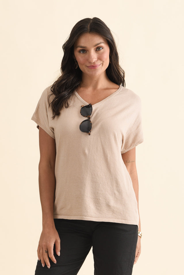 Via Beige Cotton V Neck Knit Top,Brunette model,alt text|model:Brontie image 8