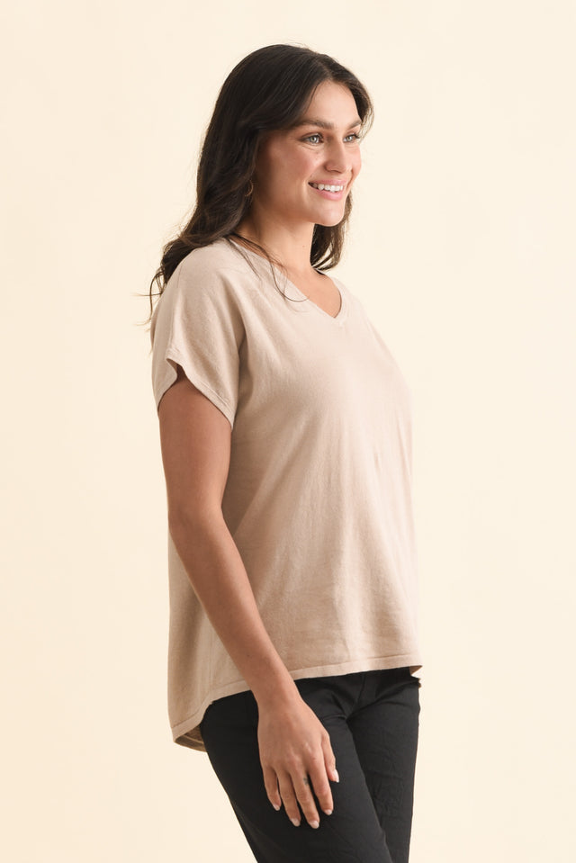 Via Beige Cotton V Neck Knit Top,Brunette model,alt text|model:Brontie image 4