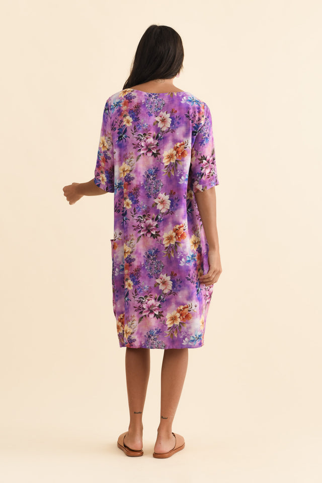 alt text|model:Brontie image 5