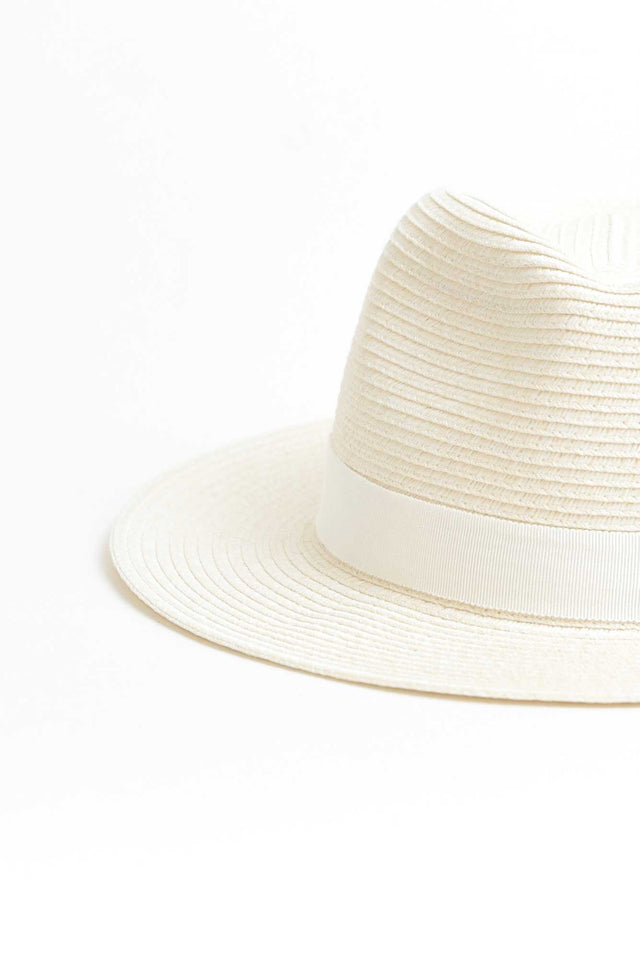 Voyager Ivory Travel Fedora