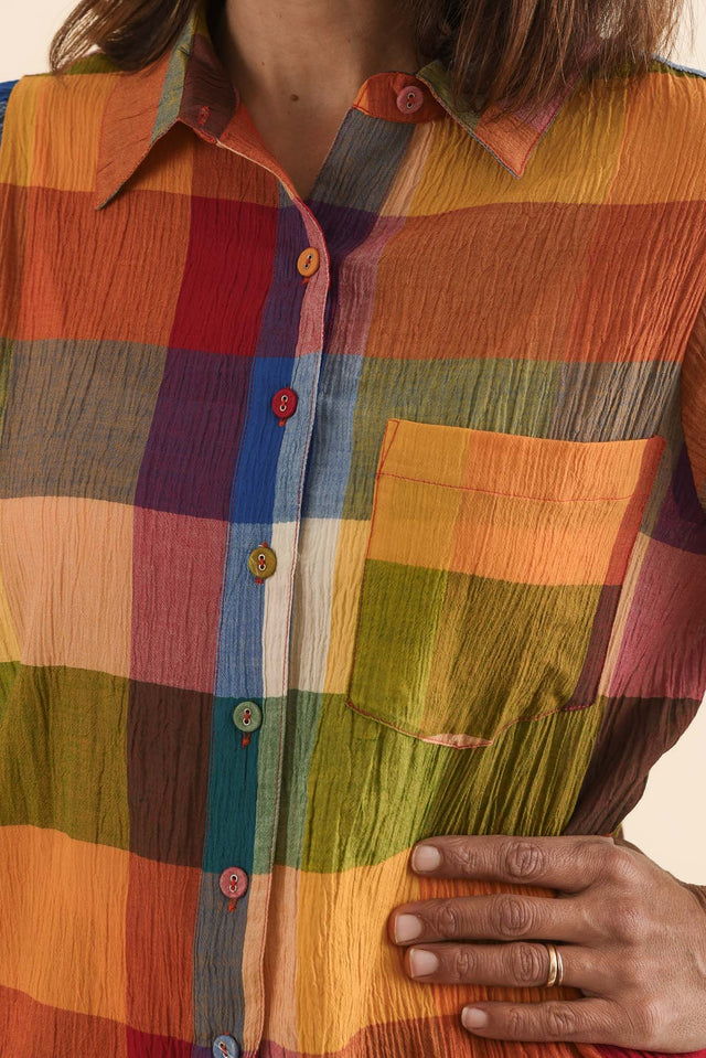 Wesley Orange Check Cotton Shirt,Detail,Brunette model,alt text|model:Cara image 5