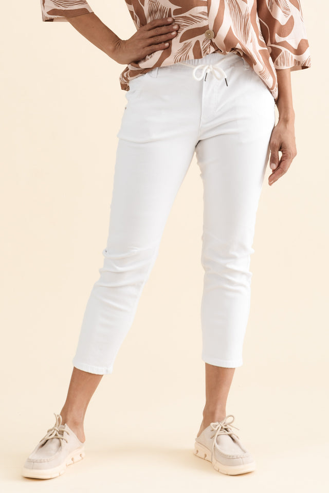 Whistler White Cotton Jogger Pants,brunette model,Front of Outfit,alt text|model:Cara image 1