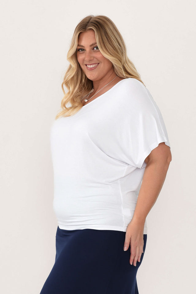 alt text|model:Caitlin image 12