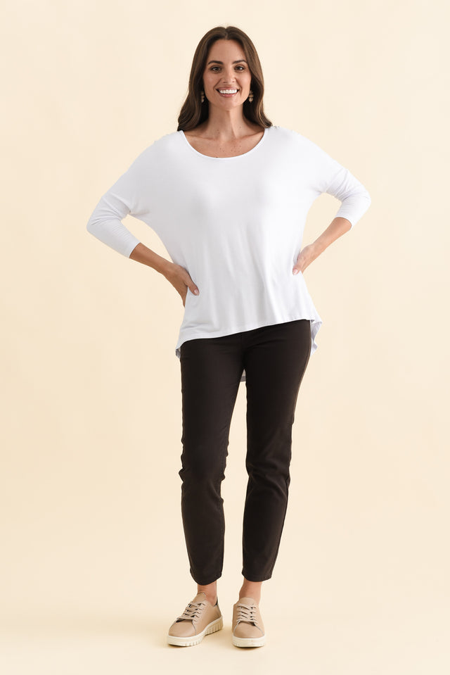 alt text|model:MJ image 3