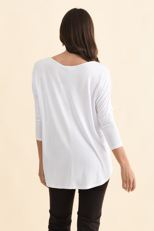 White Milan 3/4 Sleeve Top,Brunette model,alt text|model:MJ image 5