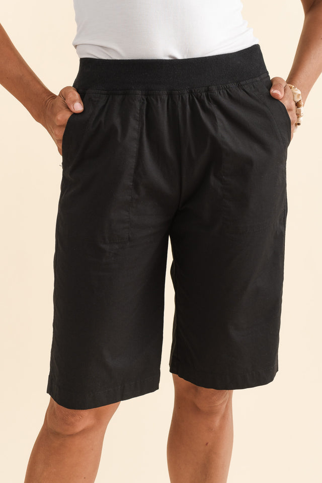 alt text|model:Cara image 5