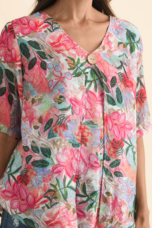 alt text|model:Cara image 7