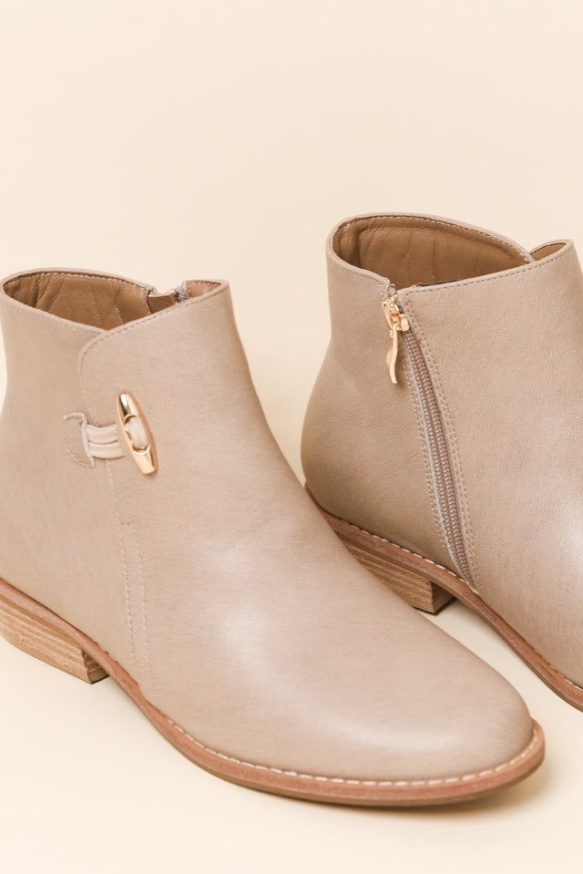 York Beige Leather Toggle Boot image 4