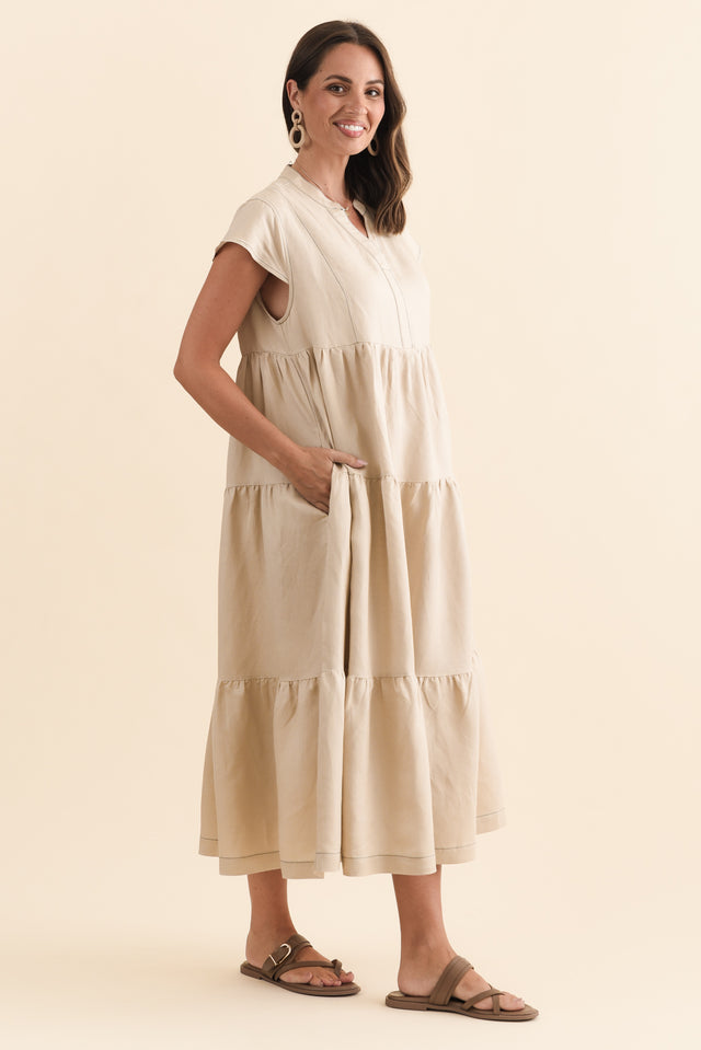 alt text|model:MJ image 5