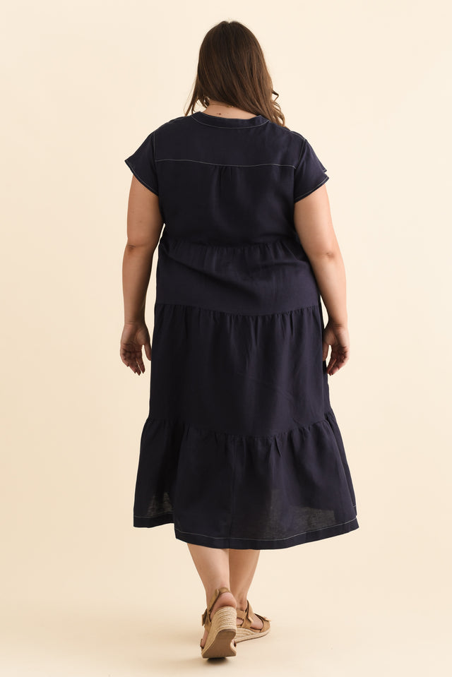 Yvette Navy Contrast Linen Blend Dress,Brunette model,alt text|model:Gabby image 12