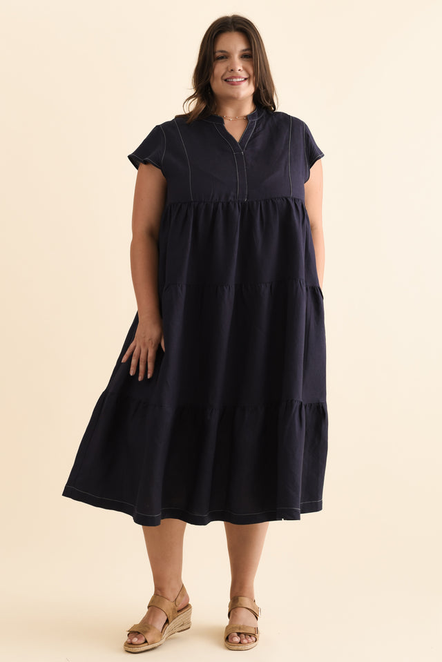 Yvette Navy Contrast Linen Blend Dress,Brunette model,alt text|model:Gabby image 10