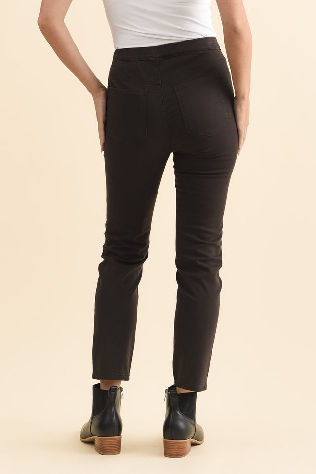 Zadie Chocolate Stretch Jeans,Brunette model,alt text|model:MJ image 7