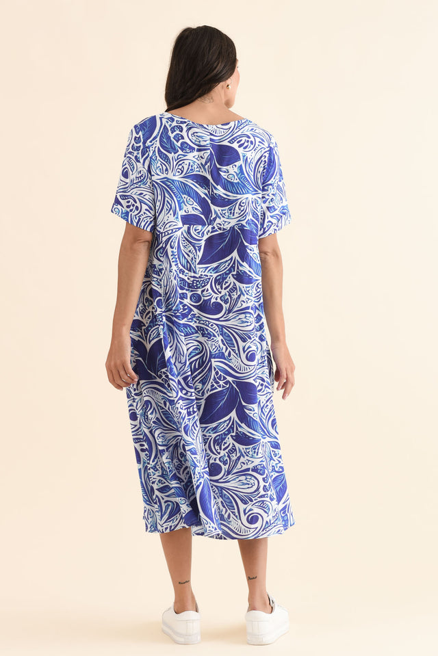 Zaelia Blue Leaf Crescent Dress,Back,Brunette model,alt text|model:Brontie image 4