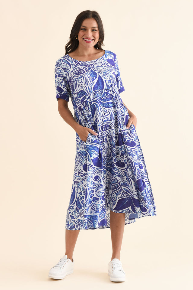 Zaelia Blue Leaf Crescent Dress,Full Body,Brunette model,alt text|model:Brontie image 6