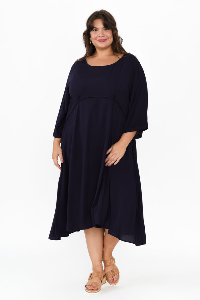 Zaelia Navy Sleeved Crescent Dress,Brunette model,alt text|model:Gabby image 11