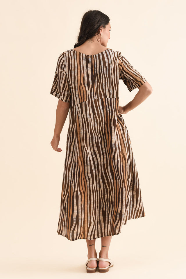 Zaelia Tan Zebra Crescent Dress,Back,Brunette model,alt text|model:Brontie image 4