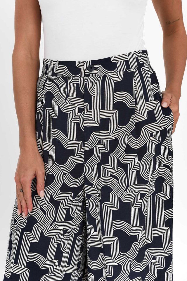 alt text|model:Brontie image 4