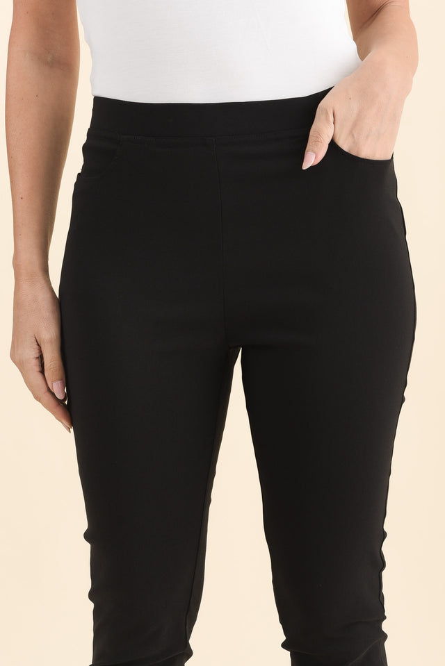Zara Black Stretch Cropped Pants,Brunette model,alt text|model:MJ image 6