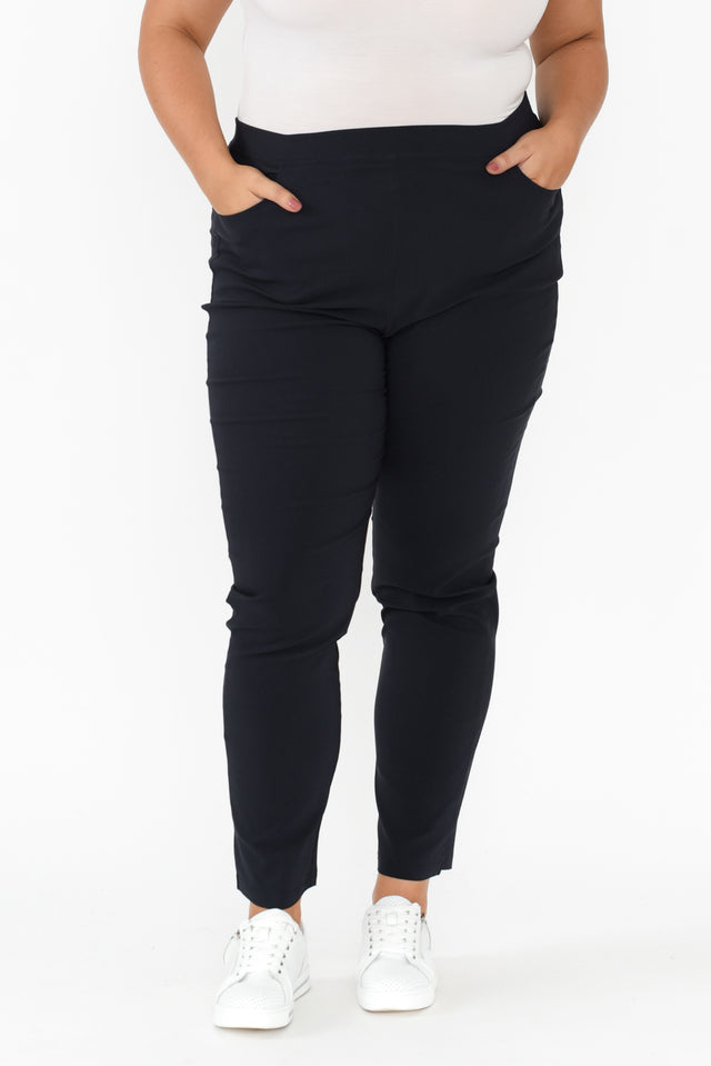 plus-size,curve-basics,curve-bottoms,plus-size-pants,plus-size-basic-bottoms,plus-size-winter-clothing,alt text|model:Gabby