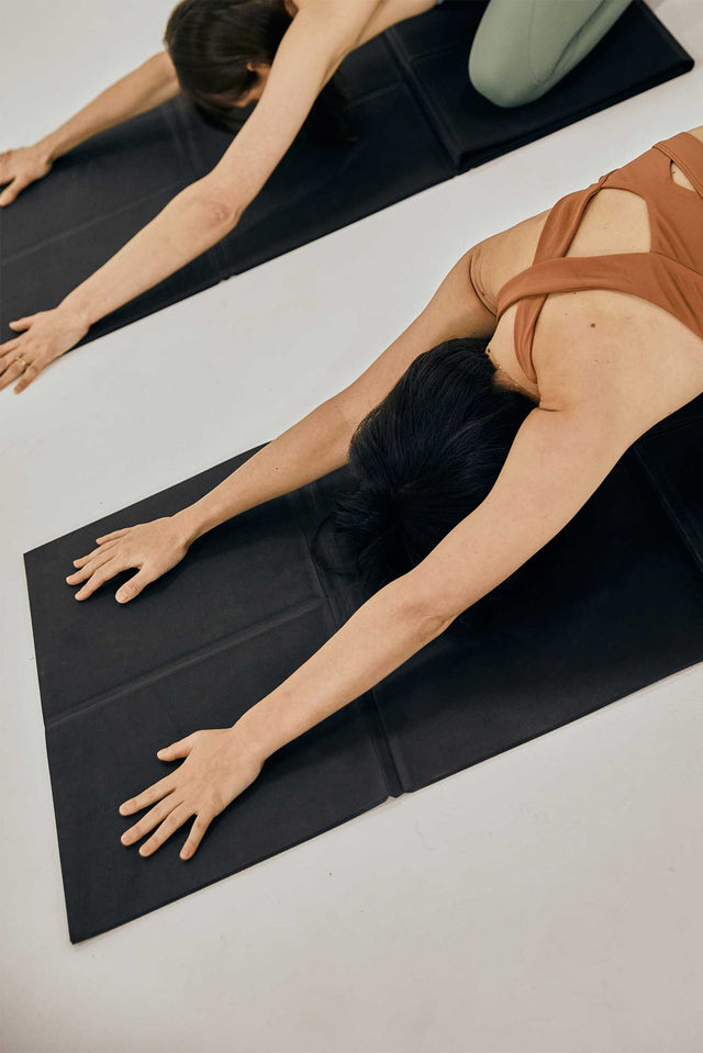 Black Movement Travel Yoga Mat image 1