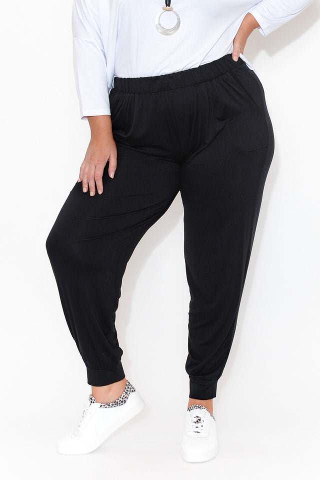 plus-size,curve-bottoms,curve-basics,plus-size-skirts,plus-size-pants,plus-size-basic-bottoms,facebook-new-for-you