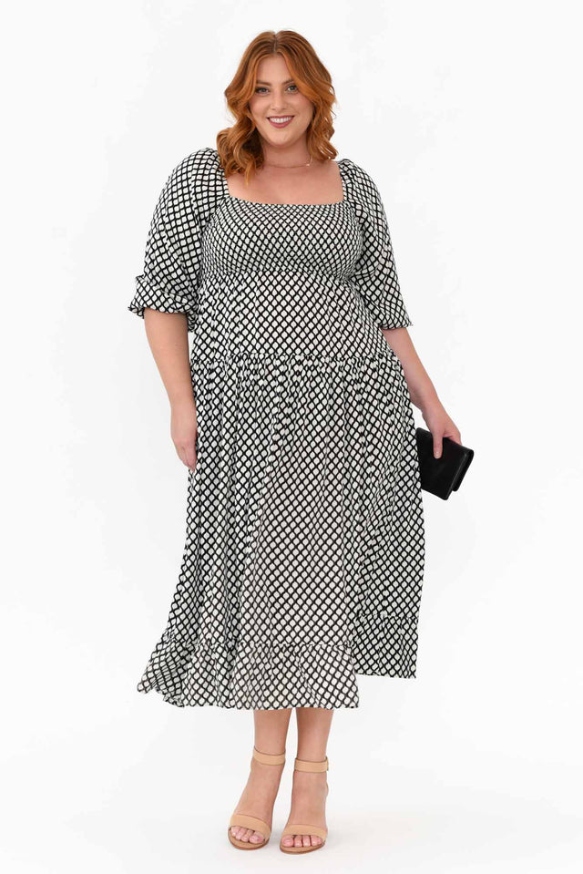 plus-size,curve-dresses,facebook-new-for-you