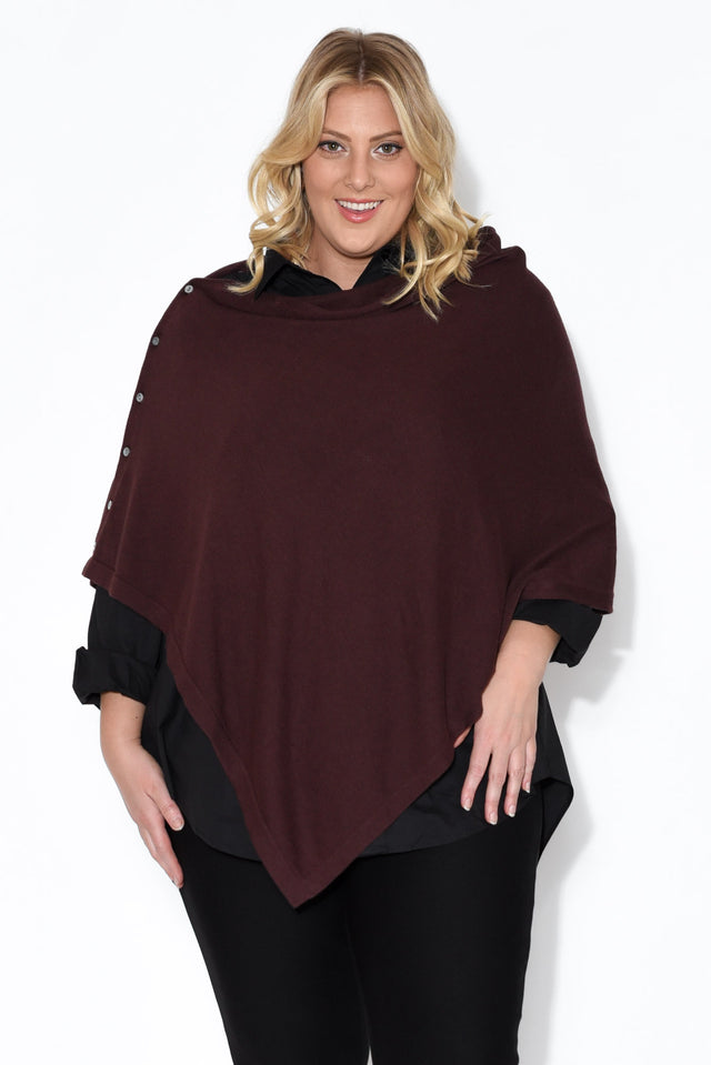 plus-size,plus-size-ponchos,plus-size-winter-clothing,facebook-new-for-you alt text|model:Caitlin;wearing:One Size image 8