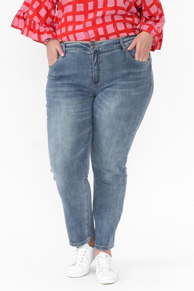 plus-size,curve-bottoms,plus-size-pants,plus-size-jeans,facebook-new-for-you alt text|model:Caitlin;wearing:AU 20 / US 16 image 10