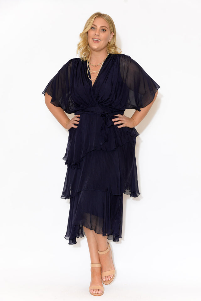 plus-size-sleeved-dresses,plus-size-below-knee-dresses,plus-size-midi-dresses,plus-size,curve-dresses,plus-size-evening-dresses,plus-size-wedding-guest-dresses,plus-size-cocktail-dresses,plus-size-formal-dresses,facebook-new-for-you alt text|model:Caitlin;wearing:XL