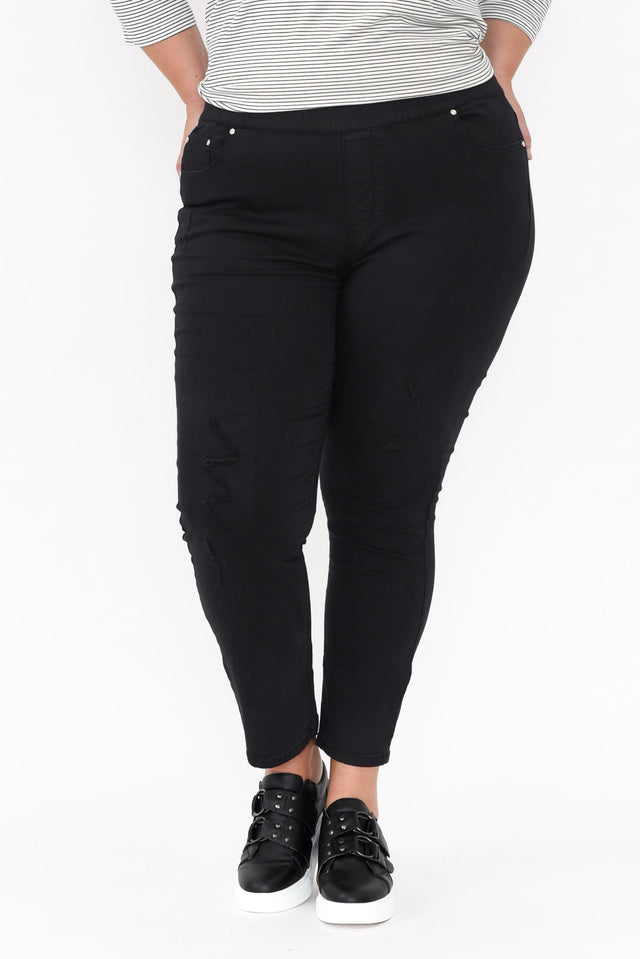 plus-size,curve-bottoms,plus-size-pants,plus-size-jeans,plus-size-winter-clothing,facebook-new-for-you alt text|model:Caitlin;wearing:XXL image 6